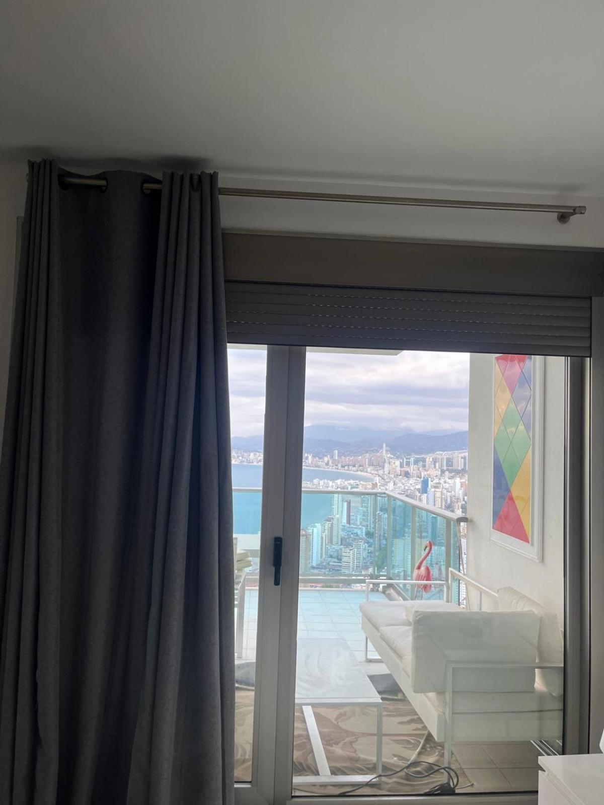 Torre Lugano By Renthas Apartment Бенидорм Екстериор снимка